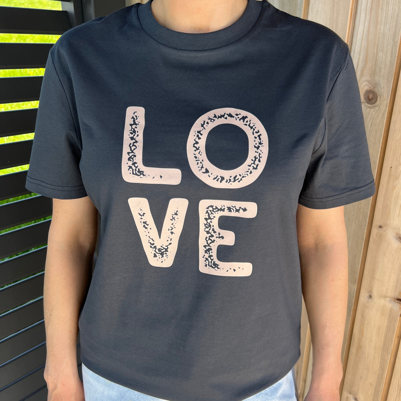LOVE T-Shirt