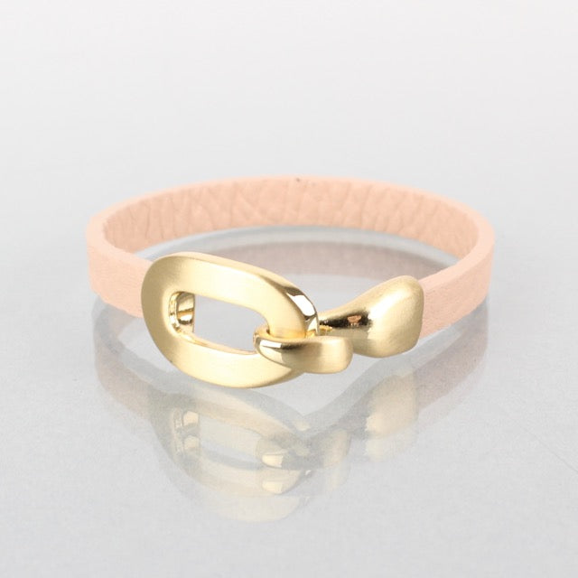 Blush leather bracelet with gold clasp